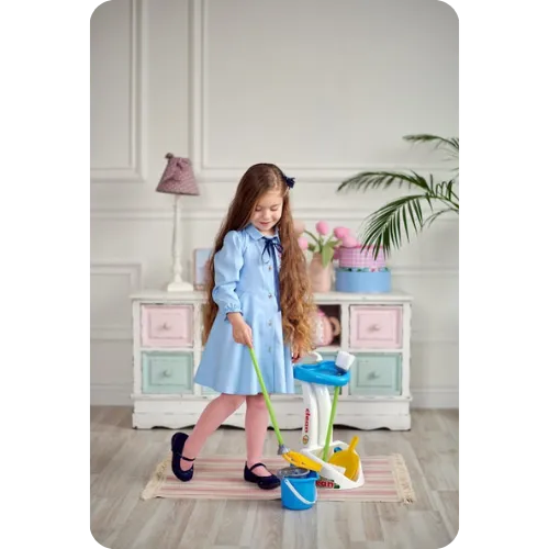 Home 17 Skincare product 3