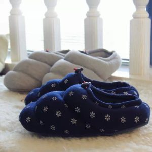 Home 32 Winter Warm Couple Cotton Slippers Half Heel Bread Shoes Silent Indoor Couple Slippers Flower Roll Shoes
